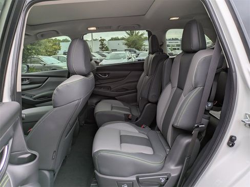 Used 2025 Subaru Ascent Onyx Edition image 12