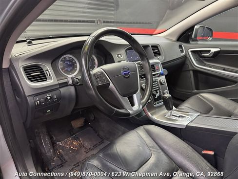 Used 2011 Volvo S60 T6 image 11