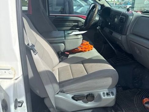 Used 2005 Ford F350 XLT AWD/4WD image 10