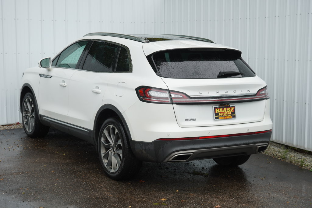 Used 2022 Lincoln Nautilus Reserve w/ Equipment Group 201A AWD/4WD image 4