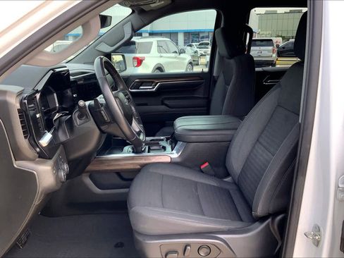 Certified 2023 Chevrolet Silverado 1500 RST w/ Rally Edition image 14