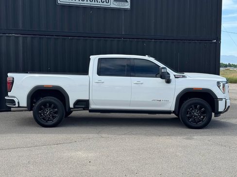 Used 2025 GMC Sierra 3500 AT4 w/ AT4 Premium Plus Package AWD/4WD image 6