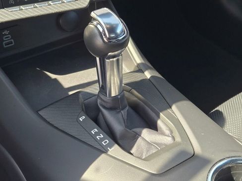 Used 2025 Ford Mustang Premium RWD image 33