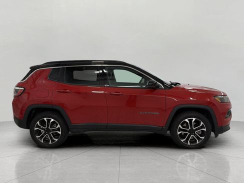 Used 2023 Jeep Compass Limited AWD/4WD image 11