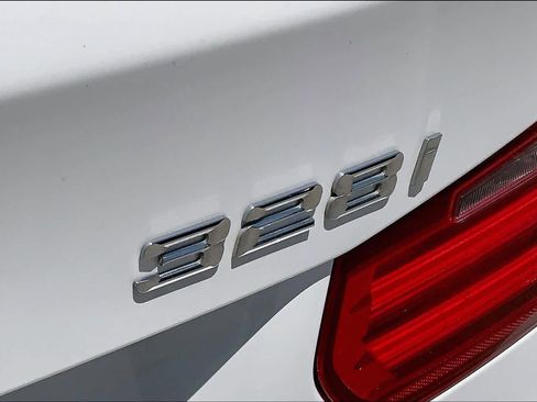 Used 2015 BMW 328i Sedan RWD image 9
