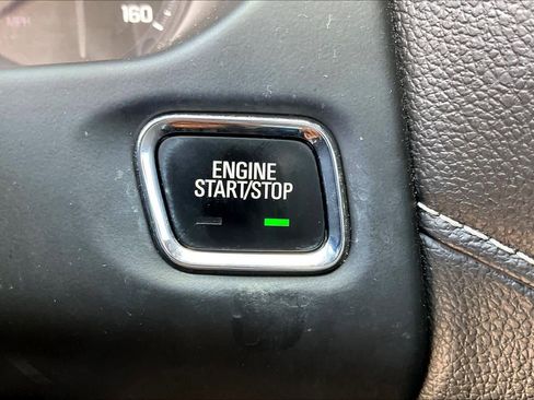 Used 2017 GMC Acadia SLT image 31