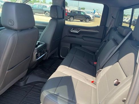 New 2026 GMC Sierra 1500 SLT w/ SLT Premium Plus Package AWD/4WD image 11