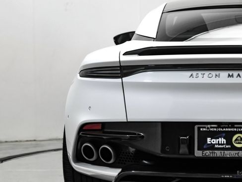 Used 2023 Aston Martin DBS Coupe RWD image 16