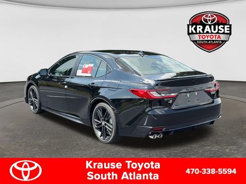 New 2026 Toyota Camry Hybrid w/ Multimedia Upgrade Package FWD image 6