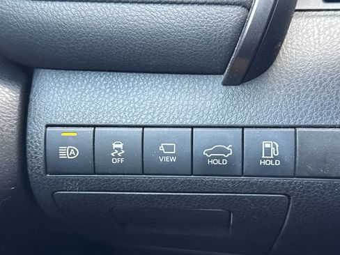 Used 2019 Toyota Camry XLE w/ Driver Assist Package FWD image 28