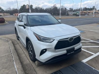 Certified 2023 Toyota Highlander XLE