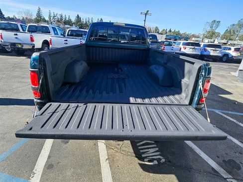 Used 1997 Dodge Ram 2500 Truck 4x4 Club Cab image 5