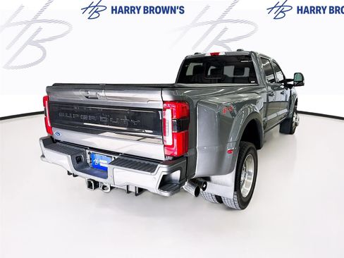 Used 2025 Ford F450 Platinum w/ FX4 Off-Road Package AWD/4WD image 10
