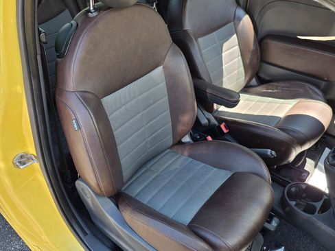 Used 2012 FIAT 500 Sport w/ Safety & Convenience Pkg FWD image 21