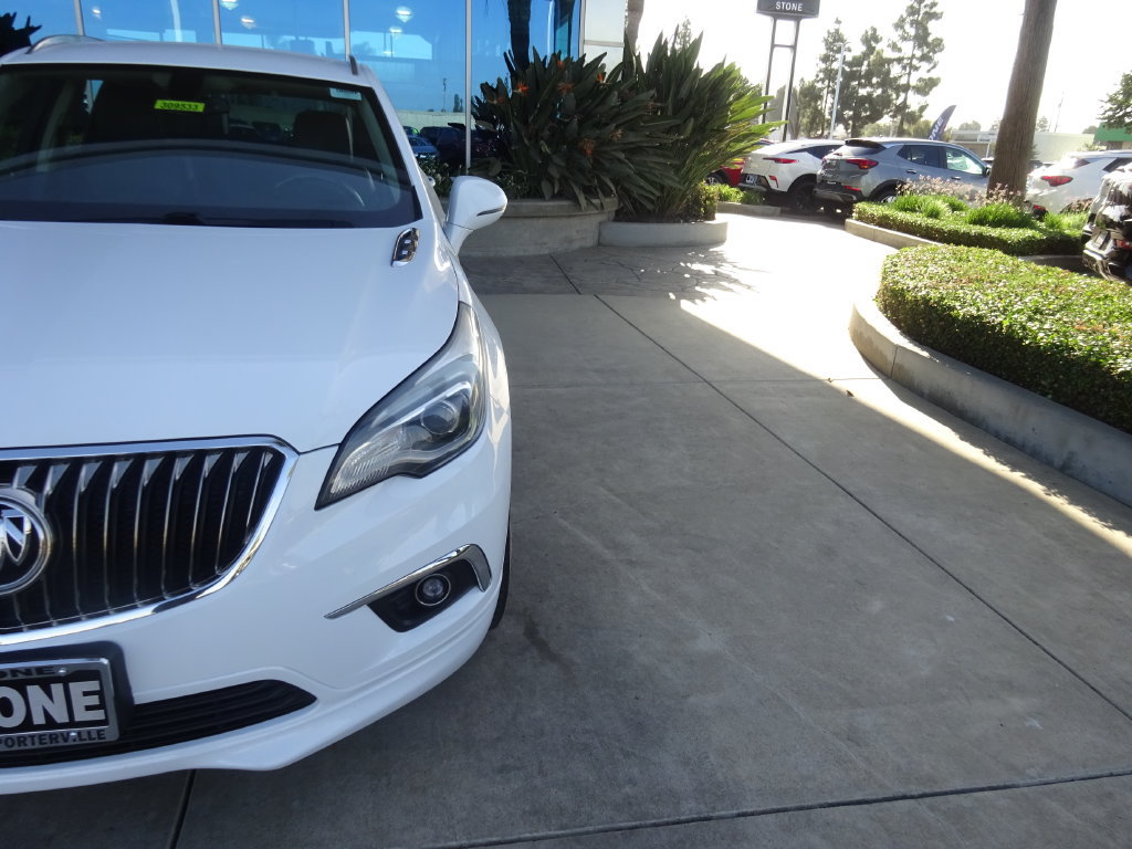 Certified 2017 Buick Envision Essence FWD image 32