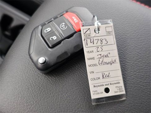 New 2025 Jeep Wrangler Unlimited Rubicon image 30