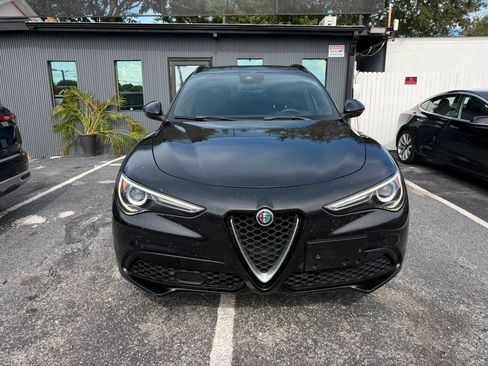 Used 2018 Alfa Romeo Stelvio Ti Sport AWD/4WD image 2