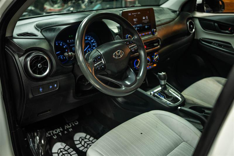 Used 2023 Hyundai Kona SEL FWD image 8