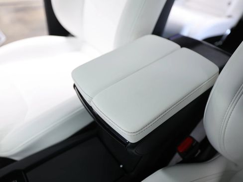 Used 2020 Tesla Model X Long Range AWD/4WD image 35