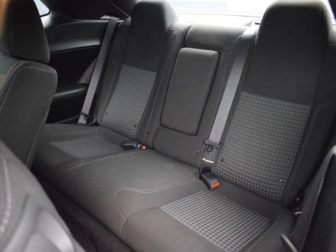 Used 2023 Dodge Challenger SXT RWD image 12
