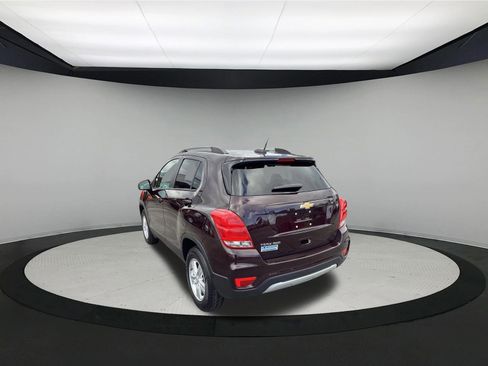 Used 2022 Chevrolet Trax LT w/ LT Convenience Package AWD/4WD image 6