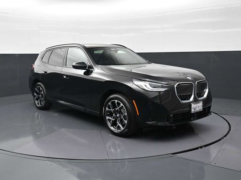 Used 2026 BMW X3 xDrive30 w/ M Sport Package AWD/4WD image 3