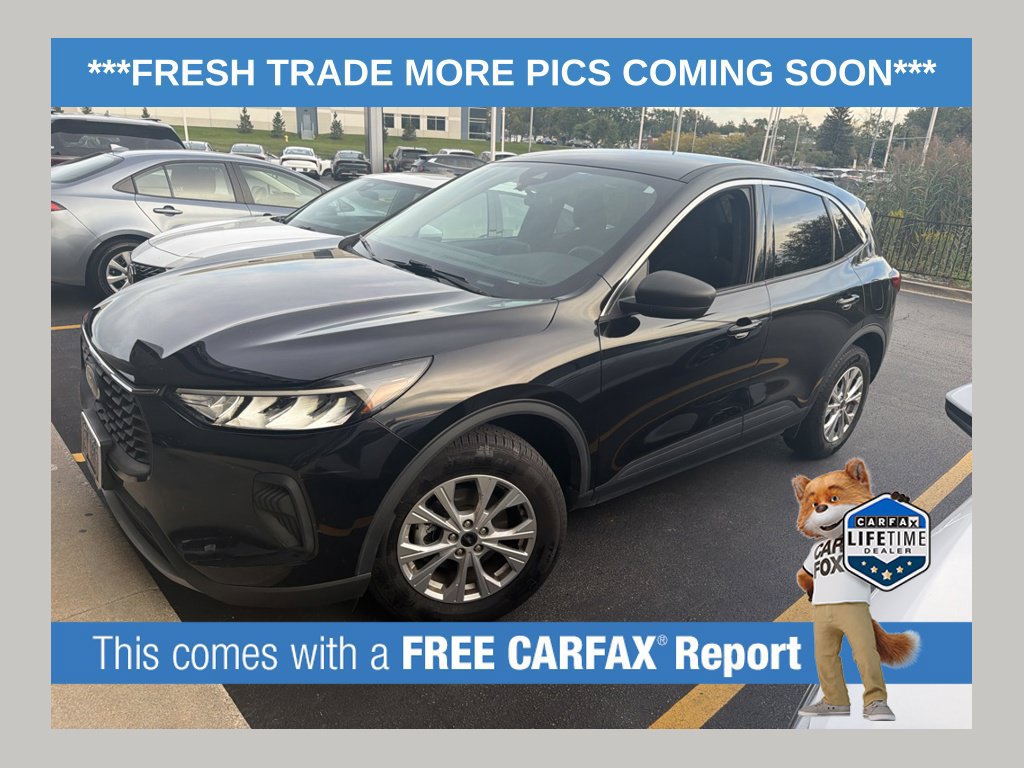 Used 2023 Ford Escape Active AWD/4WD image 1