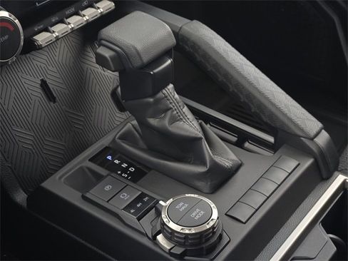 Certified 2025 Toyota 4Runner SR5 image 22