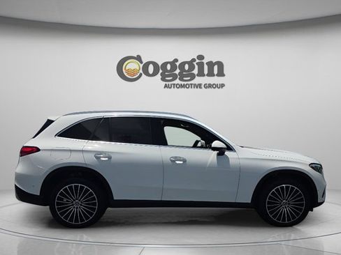 Used 2025 Mercedes-Benz GLC 300 image 6