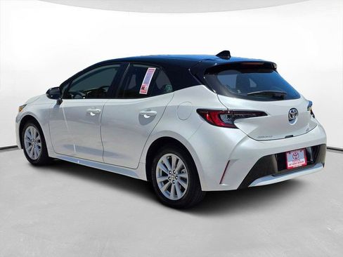 Certified 2025 Toyota Corolla SE w/ SE Package FWD image 6