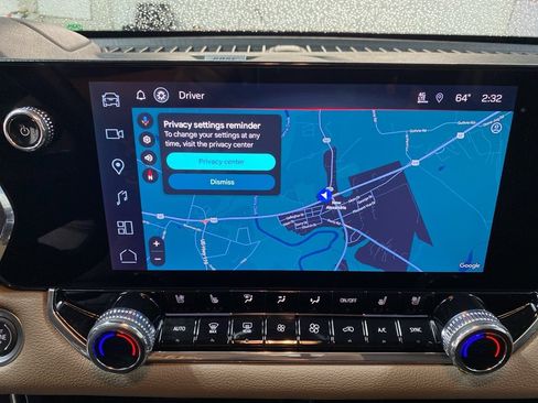 Certified 2024 GMC Canyon Denali image 27