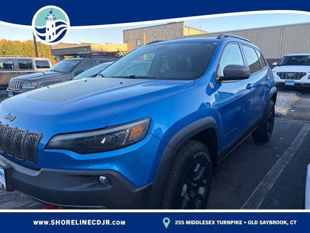 Used 2020 Jeep Cherokee Trailhawk w/ Cold Weather Group AWD/4WD image 1