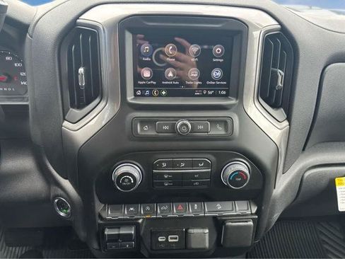 Used 2025 Chevrolet Silverado 1500 Custom Trail Boss w/ LPO, Dark Essentials Package AWD/4WD image 31