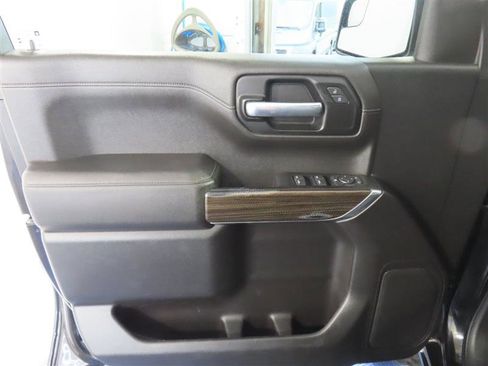 Used 2020 Chevrolet Silverado 1500 LT w/ Trailering Package AWD/4WD image 16