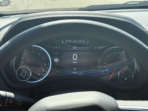 Used 2025 RAM 1500 Laramie AWD/4WD image 28