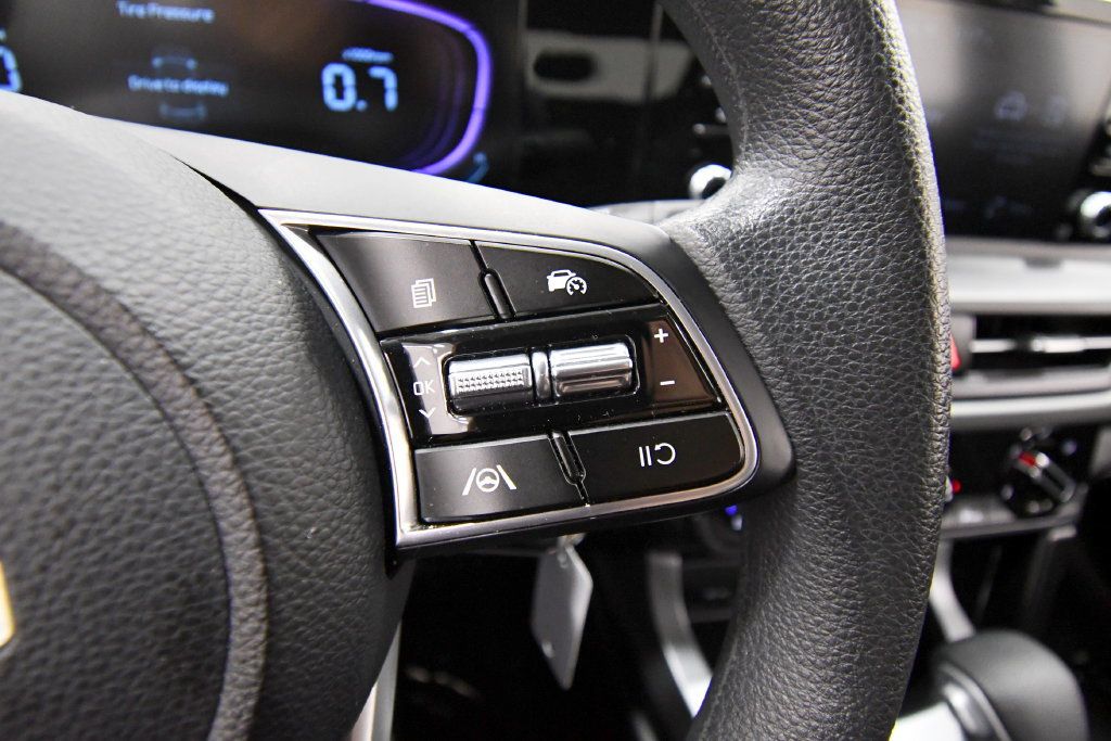 Used 2026 Kia Seltos LX AWD/4WD image 21