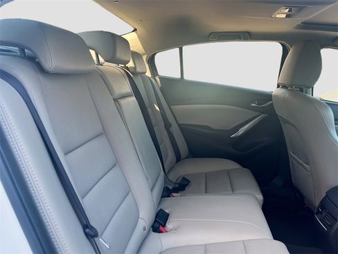 Used 2017 MAZDA MAZDA6 Touring image 26