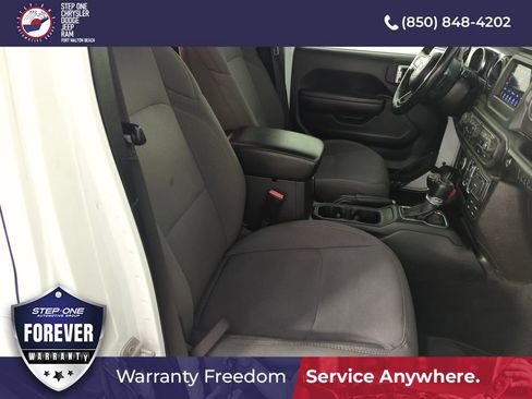 Used 2023 Jeep Wrangler Unlimited w/ Cold Weather Group AWD/4WD image 34