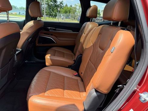 Used 2024 Kia Telluride SX Prestige X-Line AWD/4WD image 13