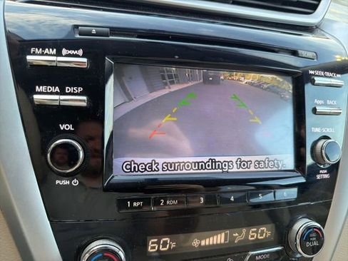 Used 2015 Nissan Murano S FWD image 19
