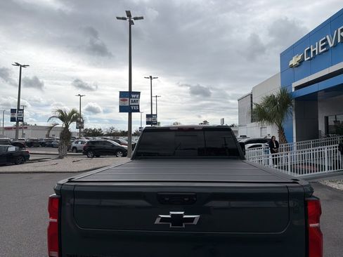 Used 2025 Chevrolet Silverado 2500 LTZ w/ Trail Boss Package image 9