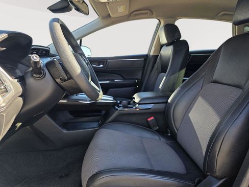 Used 2019 Honda Clarity Plug-In Hybrid image 11