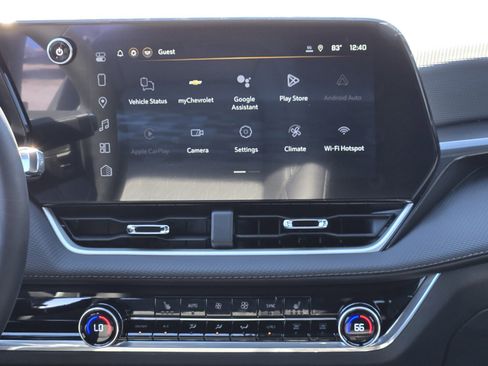 New 2026 Chevrolet Equinox LT w/ Convenience Package II image 8