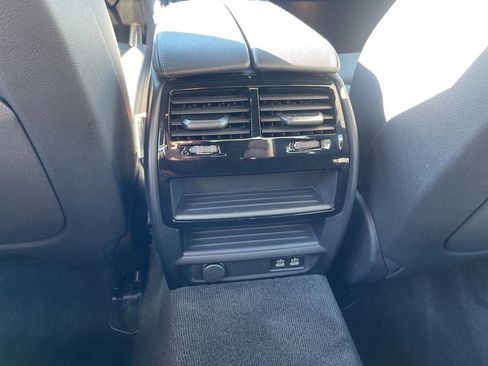 Used 2022 BMW 540i w/ M Sport Package image 19