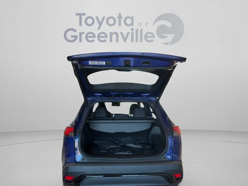 Certified 2023 Toyota Corolla Cross AWD Hybrid w/ Convenience Package image 33