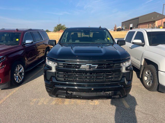 Used 2022 Chevrolet Silverado 1500 RST w/ Convenience Package II AWD/4WD image 1