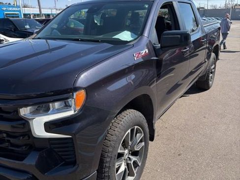 Used 2022 Chevrolet Silverado 1500 RST image 1