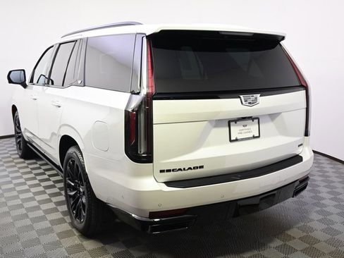 Certified 2024 Cadillac Escalade Sport Platinum w/ LPO, ONYX Package image 4