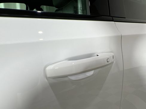 Used 2021 Chevrolet Tahoe RST image 15