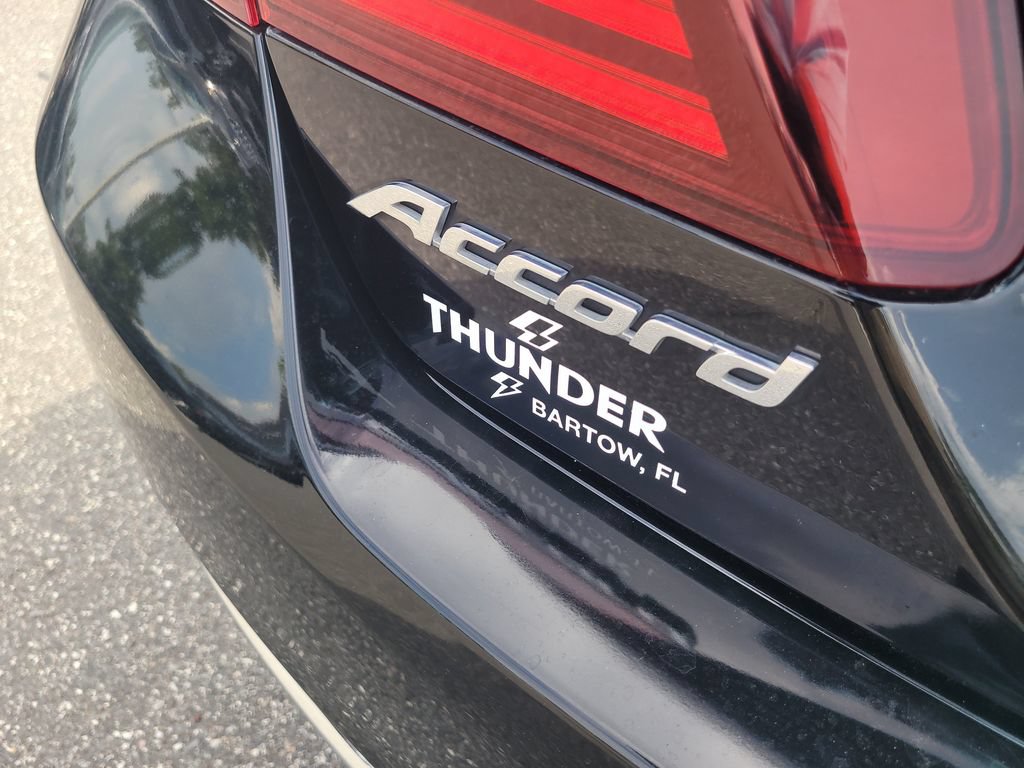 Used 2017 Honda Accord Sport Special Edition image 8